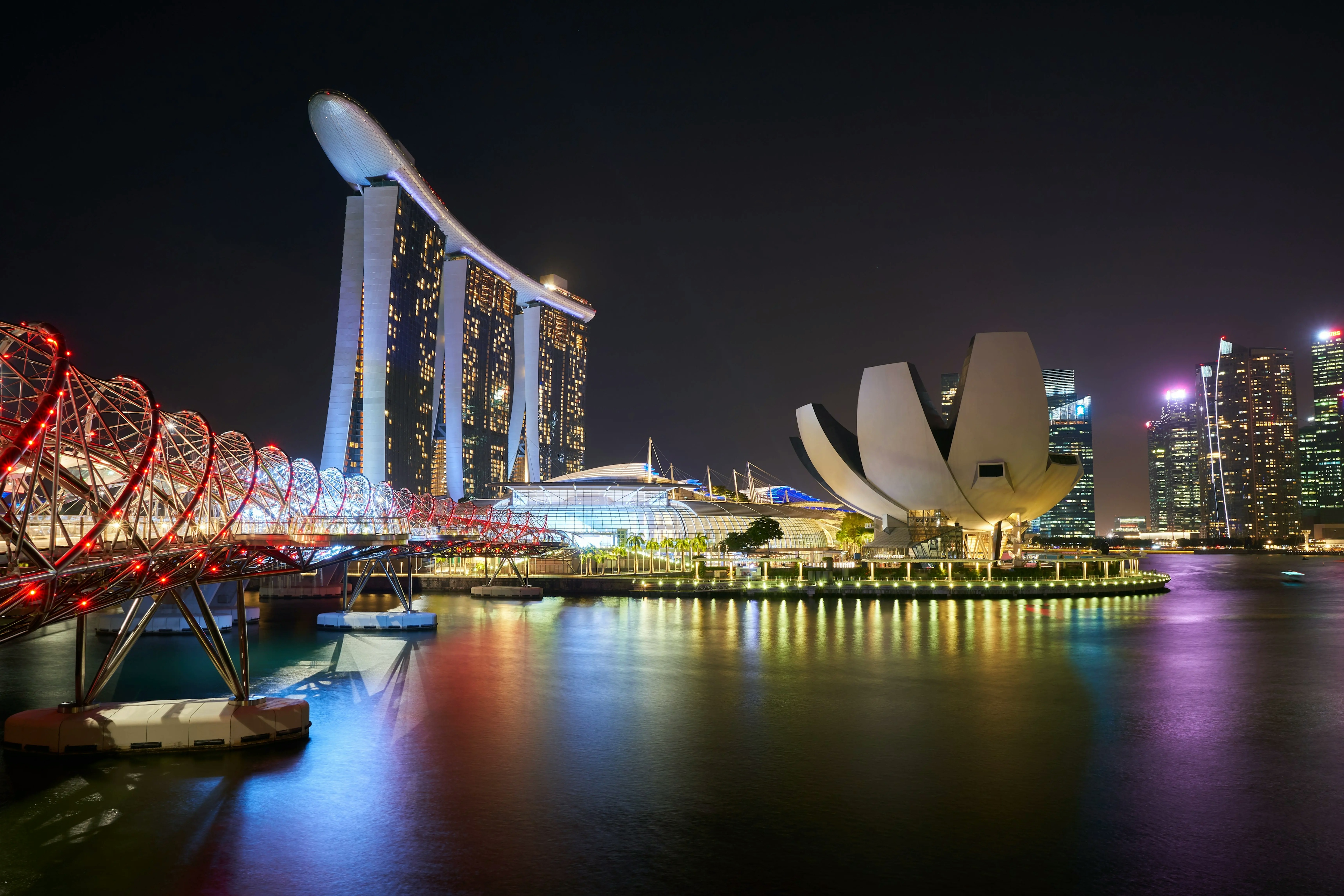 A Traveler's Guide To Marina Bay Sands In Singapore