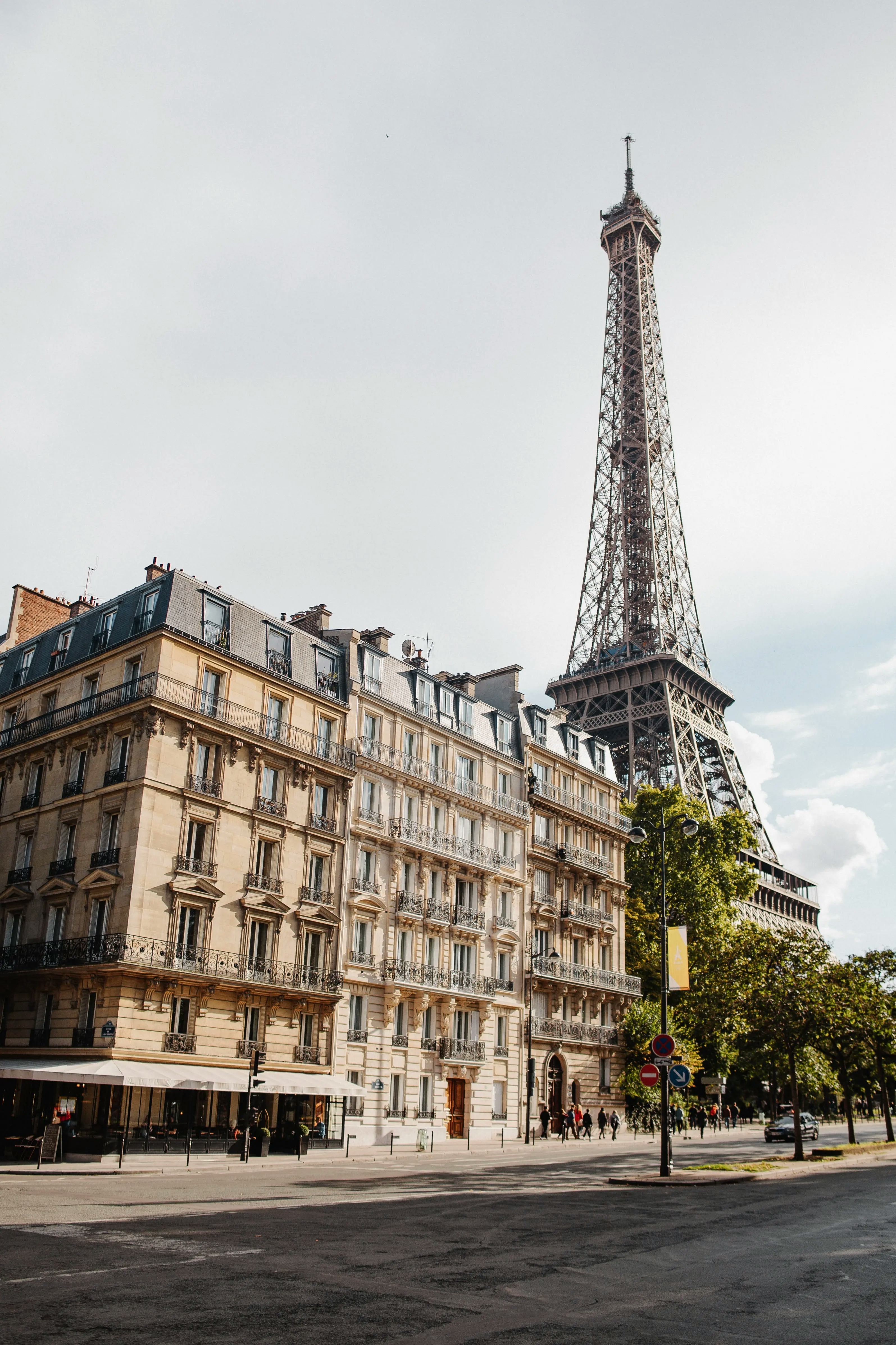 A Traveler's Guide To Le Marais In Paris