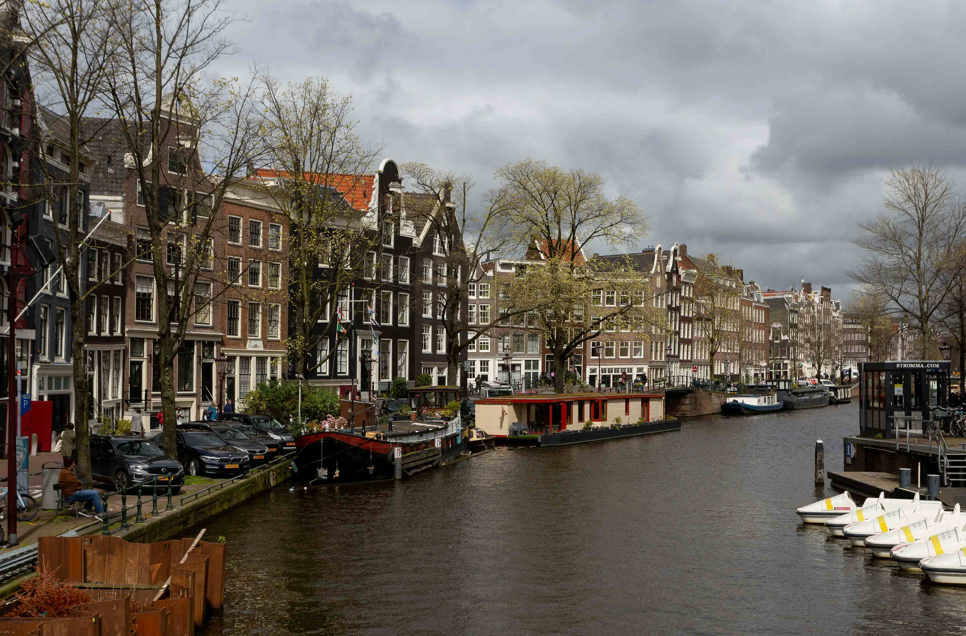 Traveler's Guide: Discovering The Anne Frank House In Amsterdam image