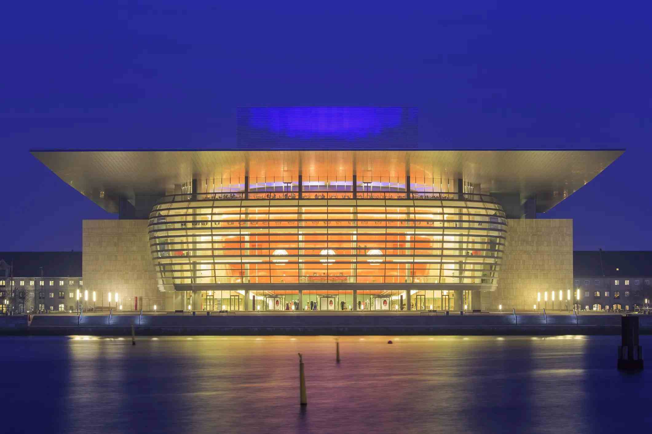 Оперный театр Копенгагена image