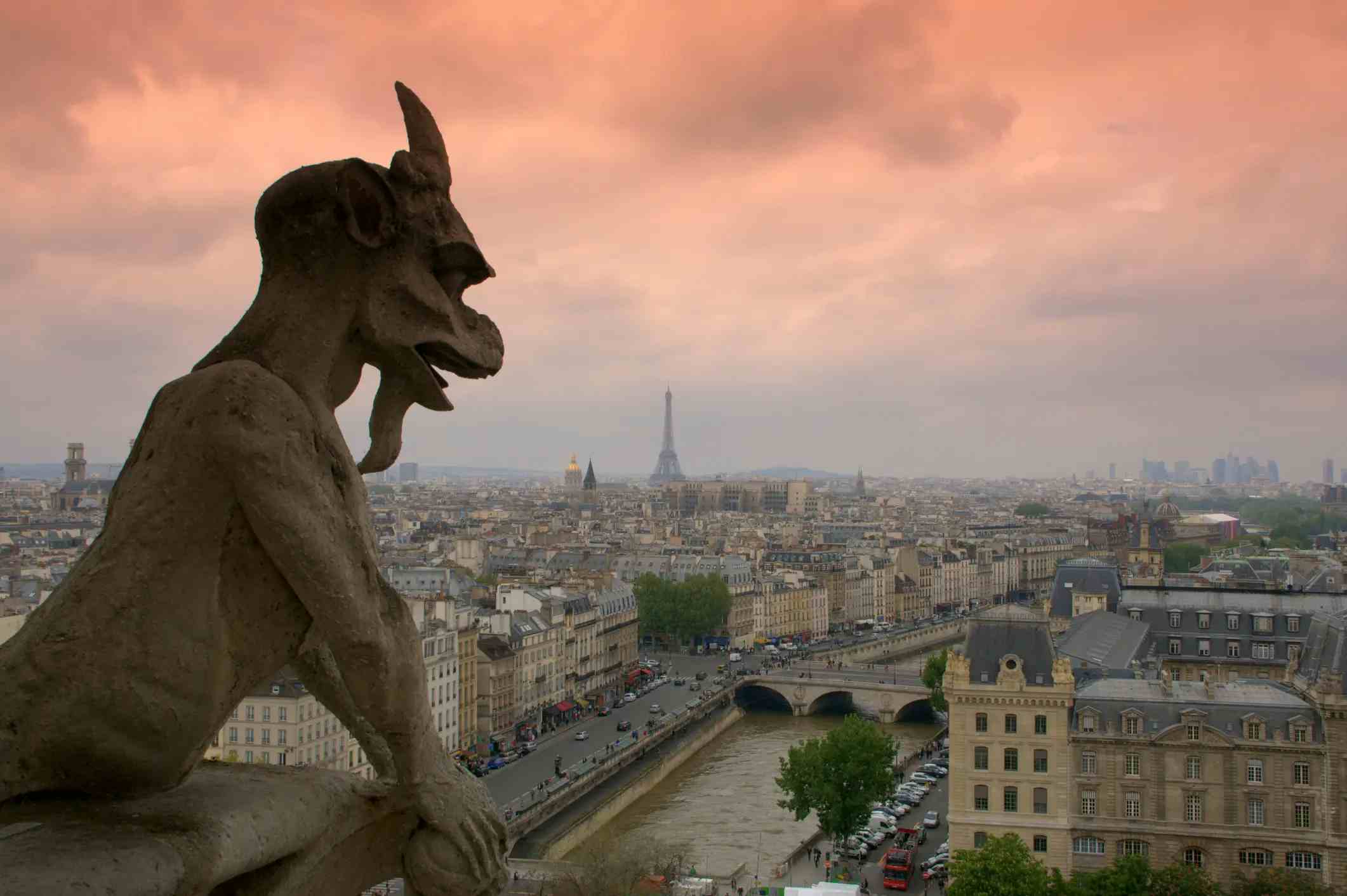 Budget Paris In No Time: City Guide For Quick And Affordable Stops image