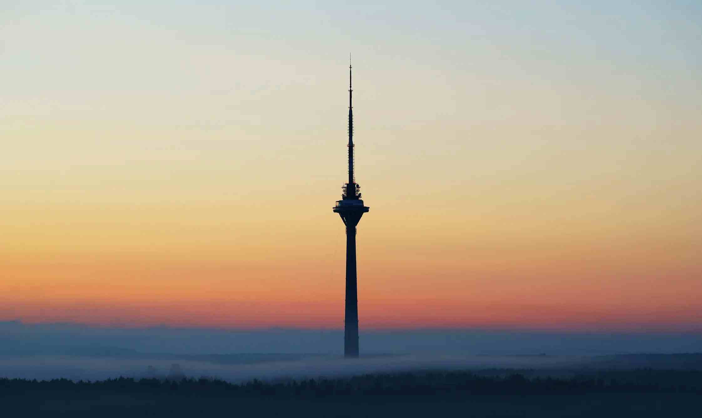 Torre de televisión de Tallín image