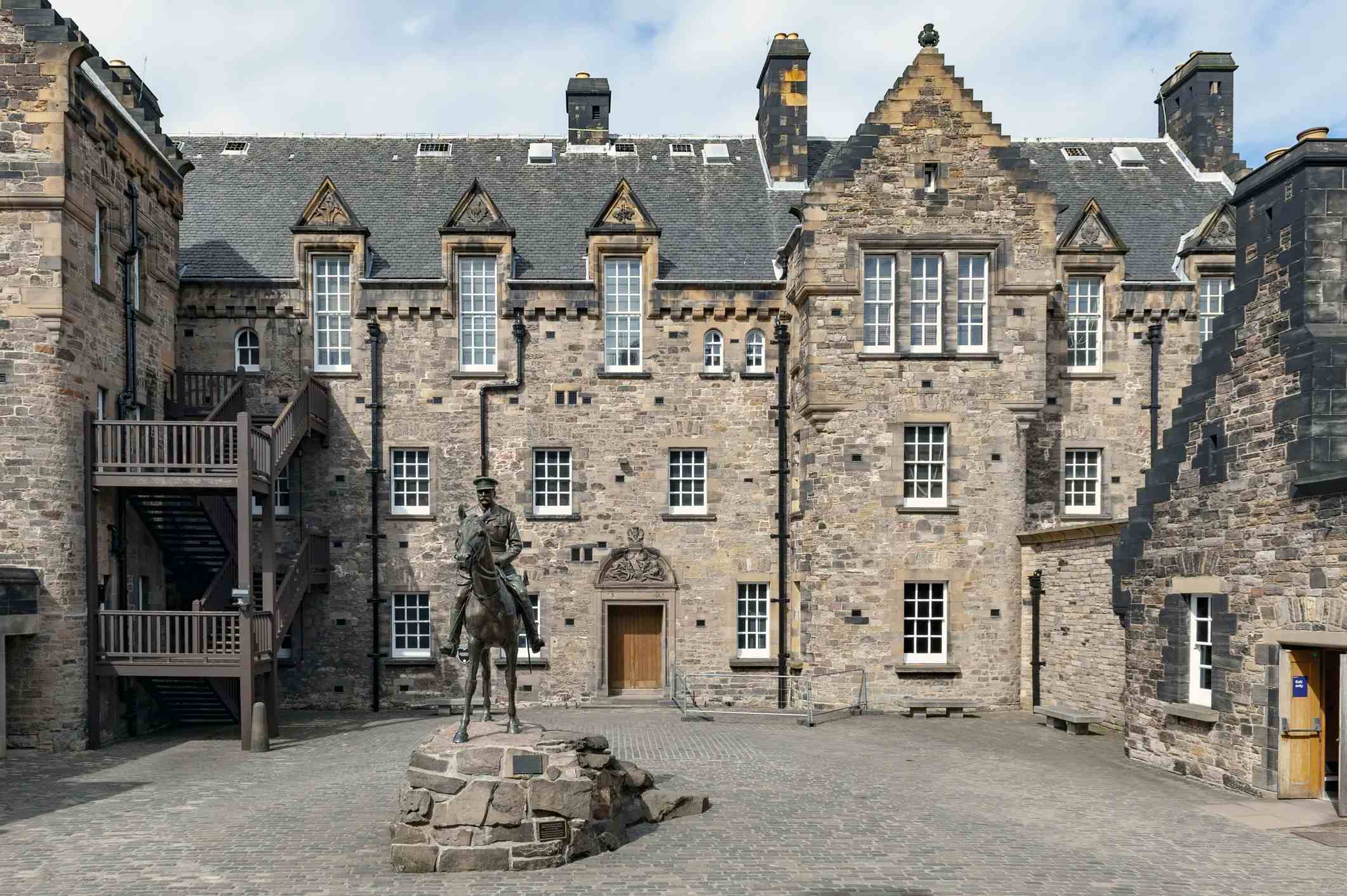 Национальный военный музей Шотландии image