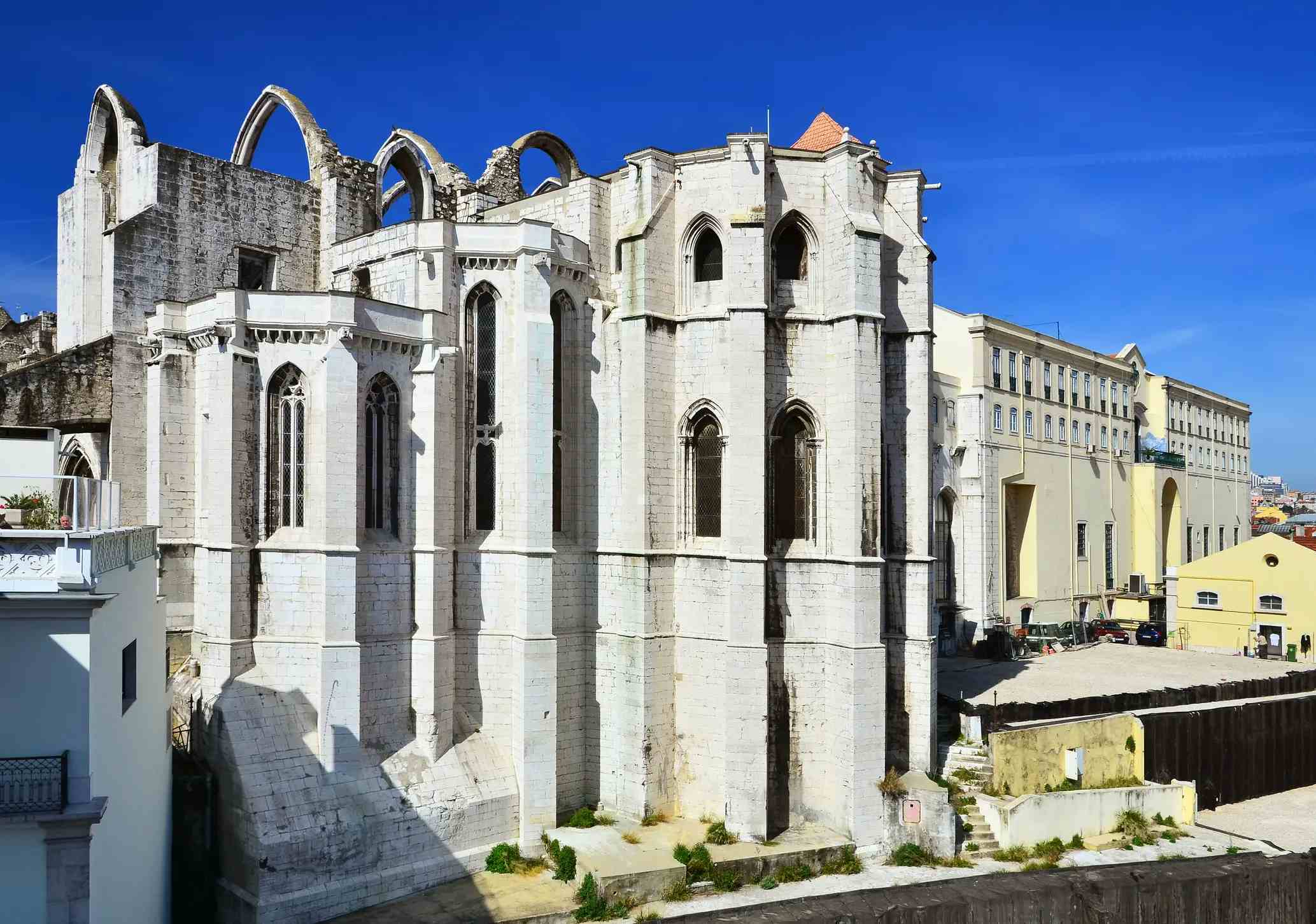 卡尔莫修道院 image