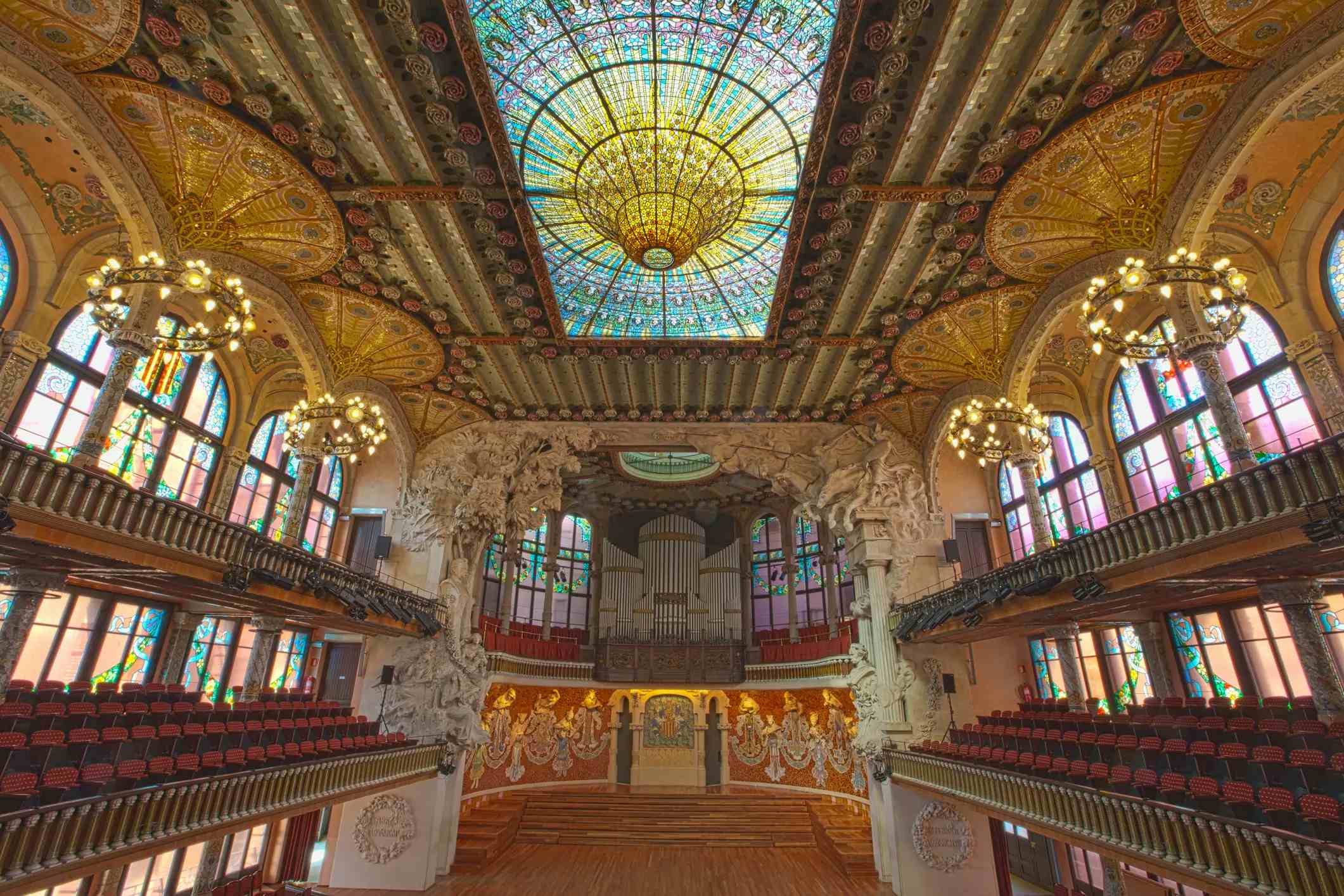 Palais de la musique catalane image