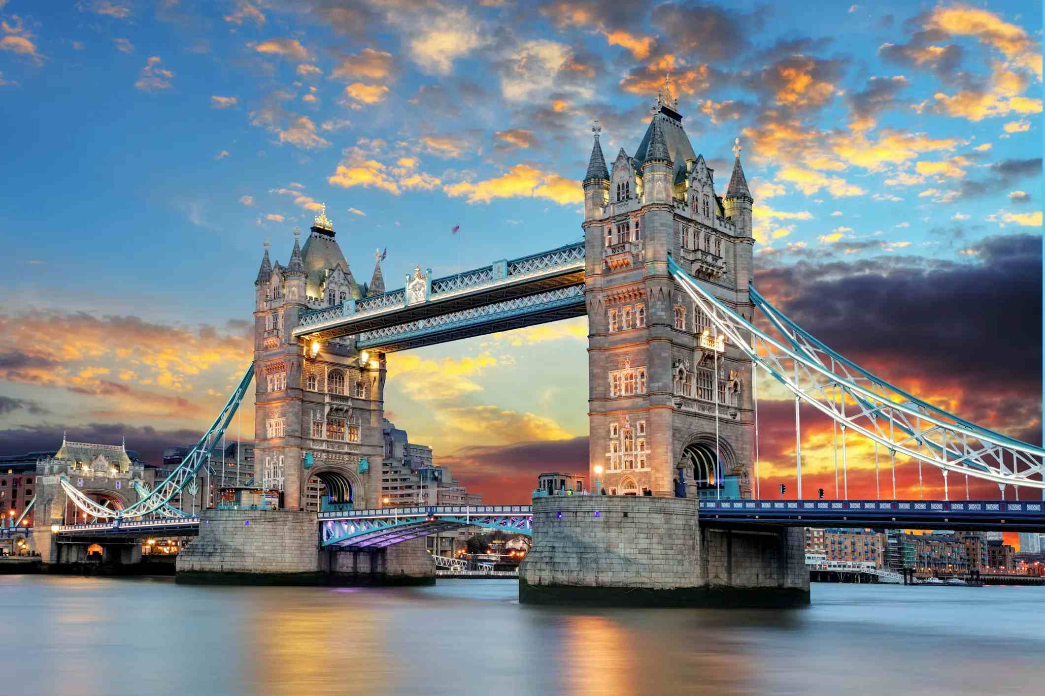 伦敦塔桥 image