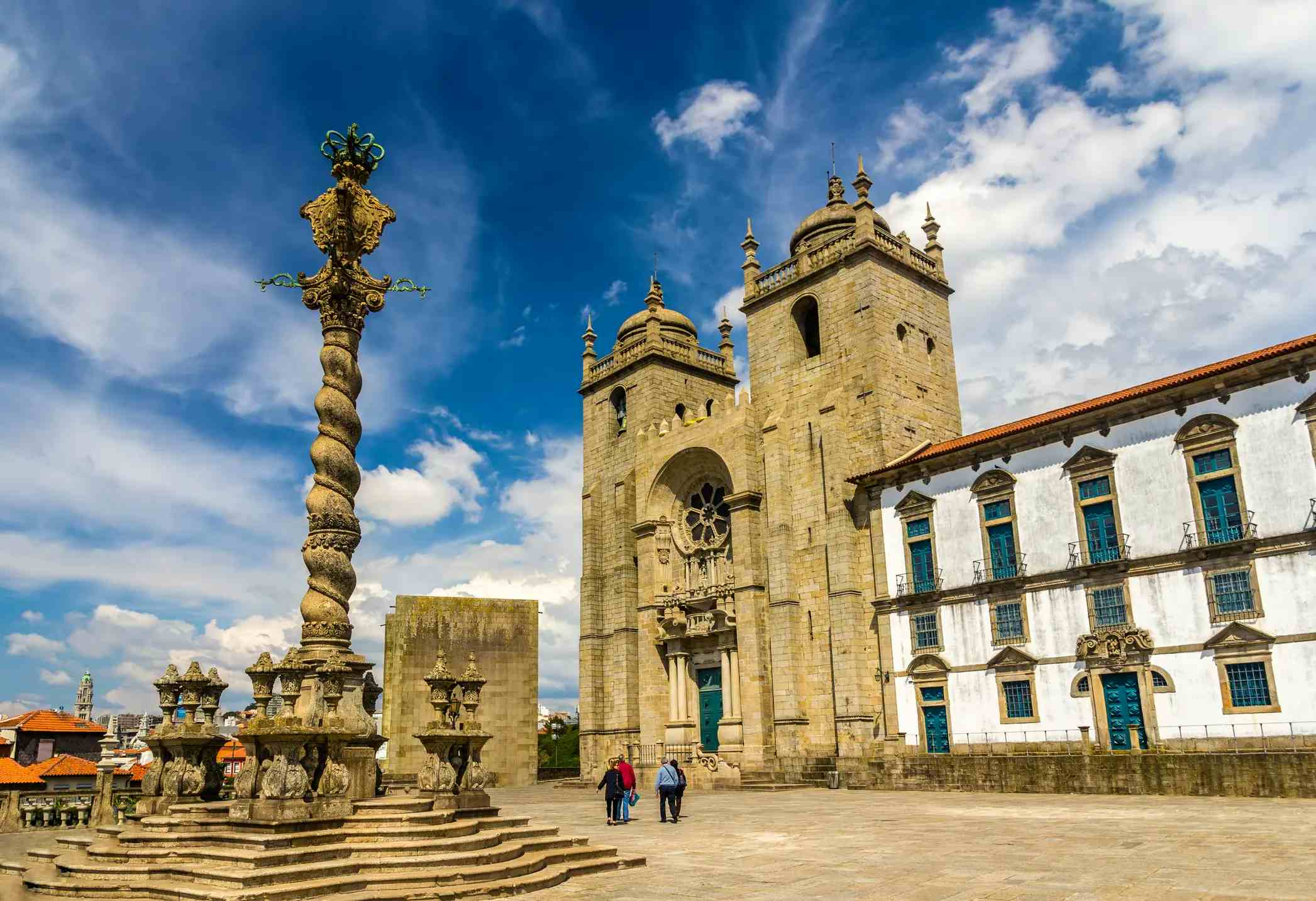 Catedral de Oporto image