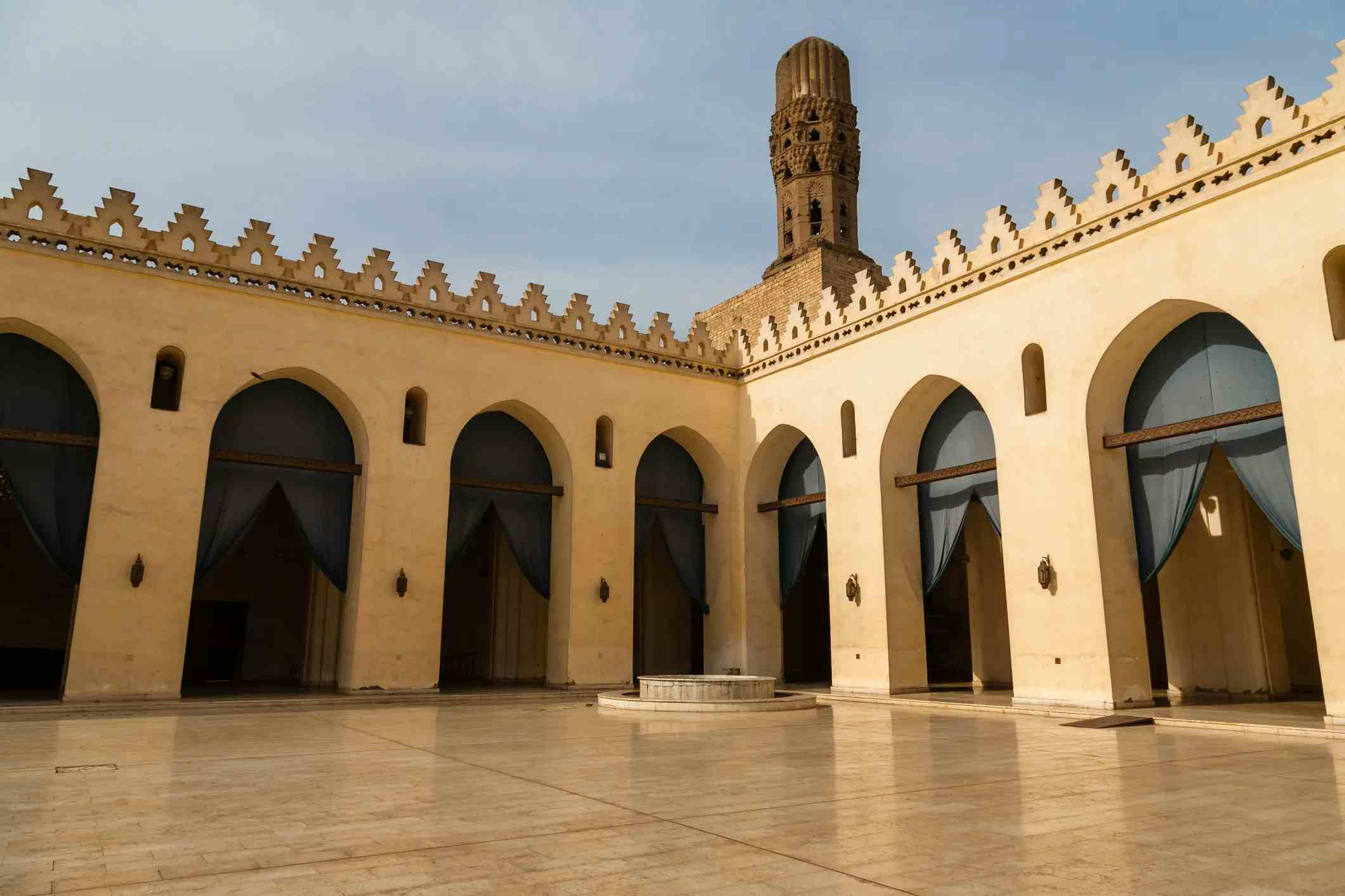 阿尔哈金清真寺 image