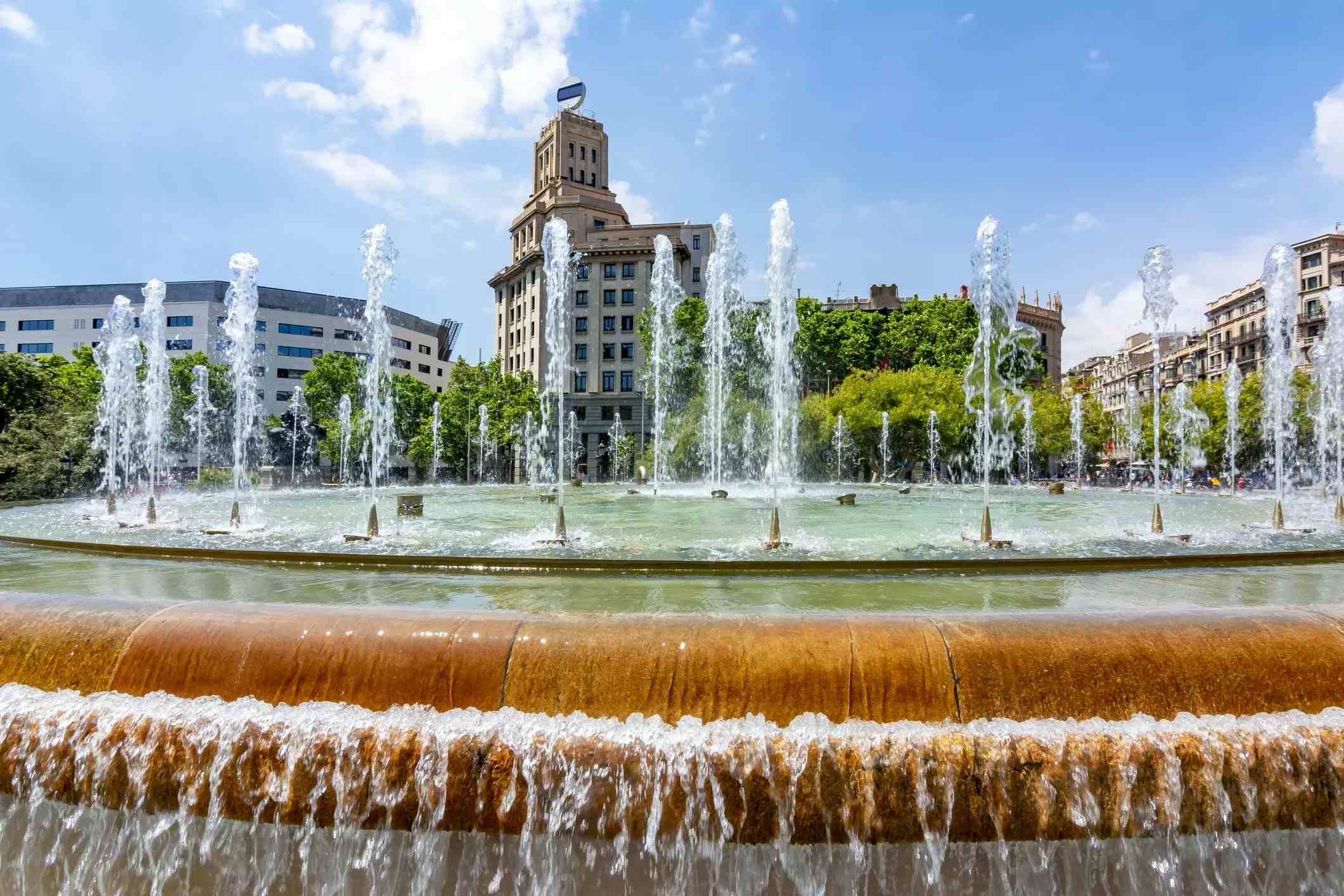 Площадь Каталонии image