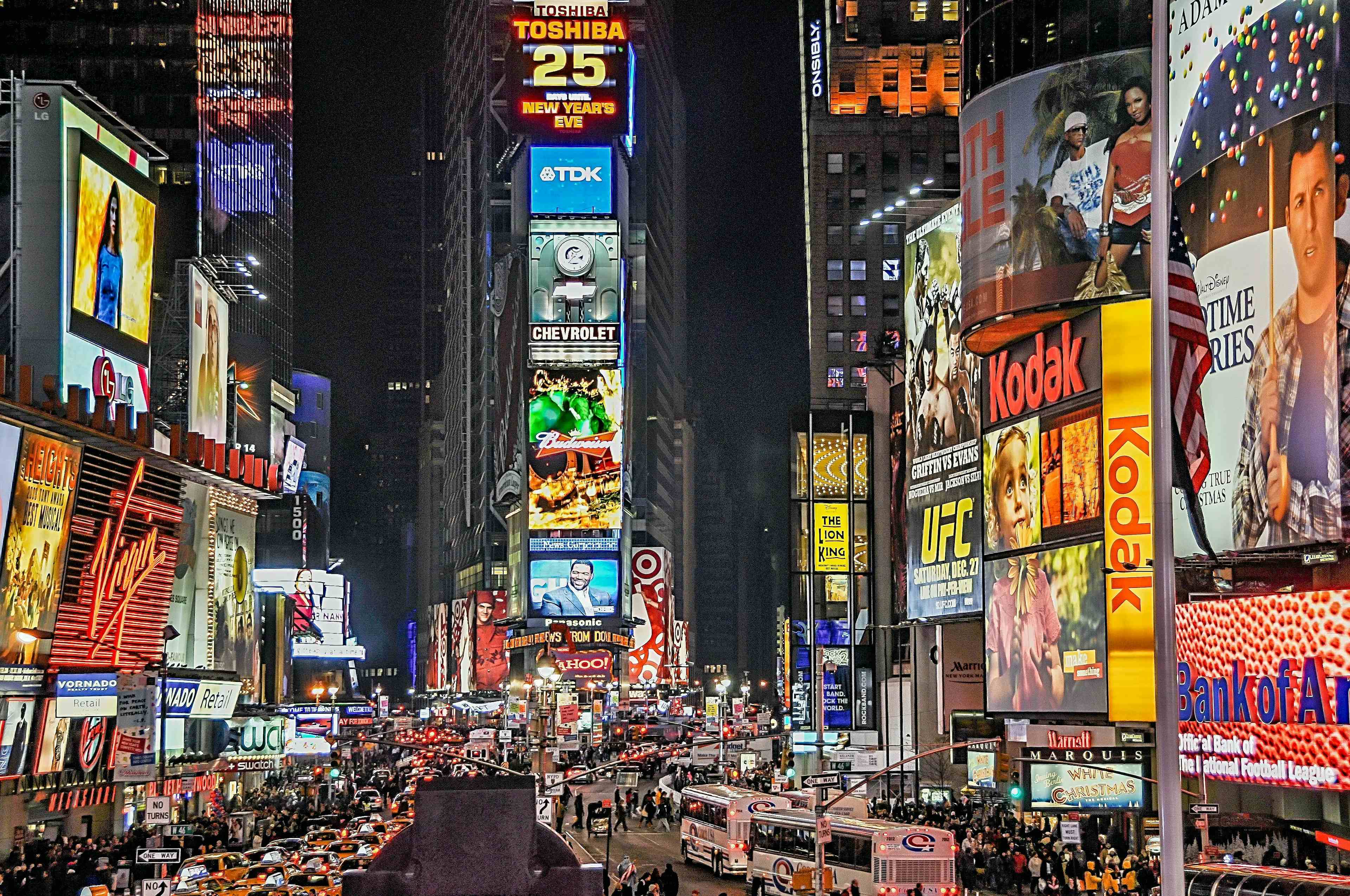 Times Square: Der Kreuzungspunkt der Welt - neu interpretiert image
