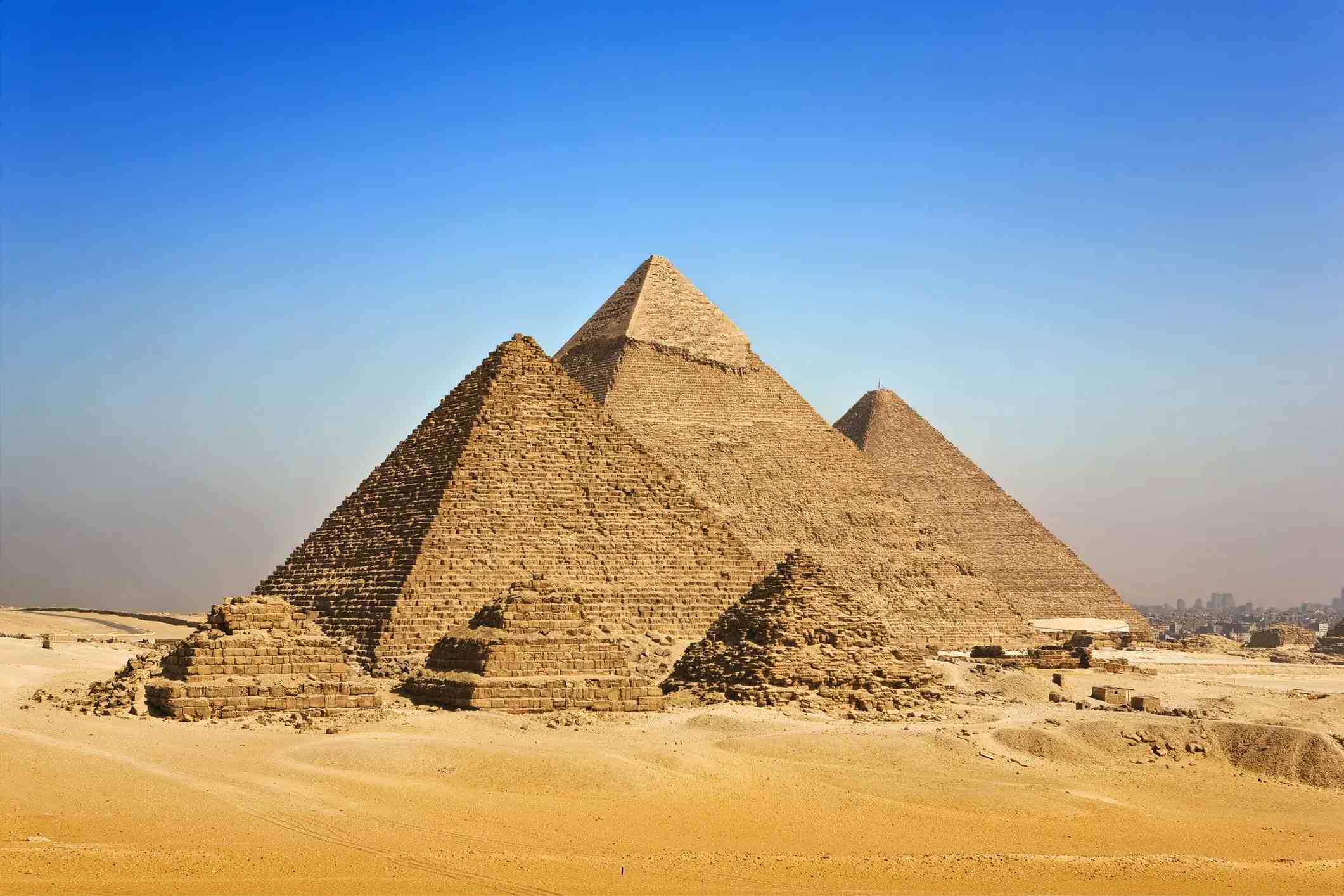Пирамиды Гизы image