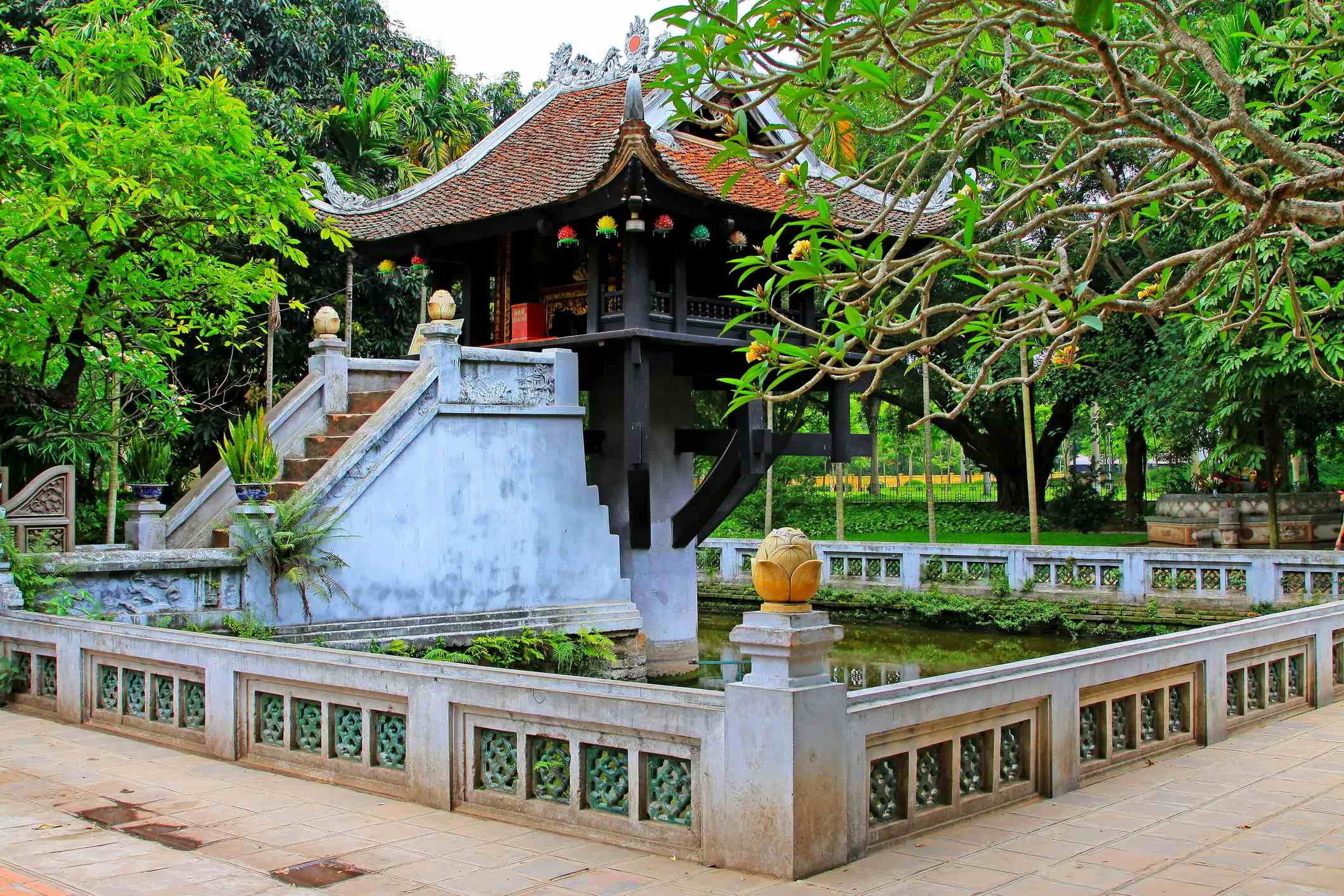 One Pillar Pagoda image