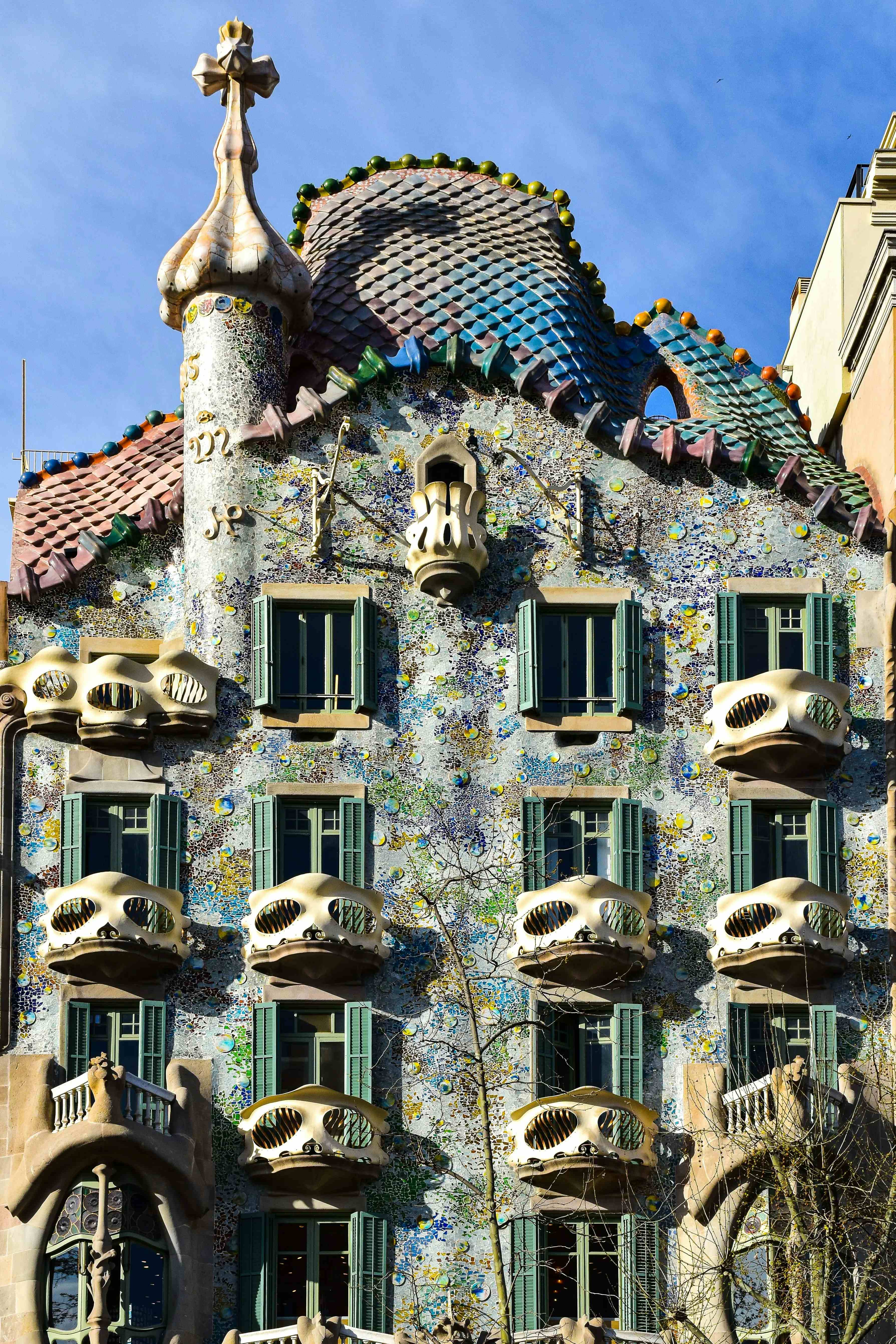 Die Wunder von Gaudís Meisterwerk enthüllen: Ein Reiseführer für die Casa Batlló image
