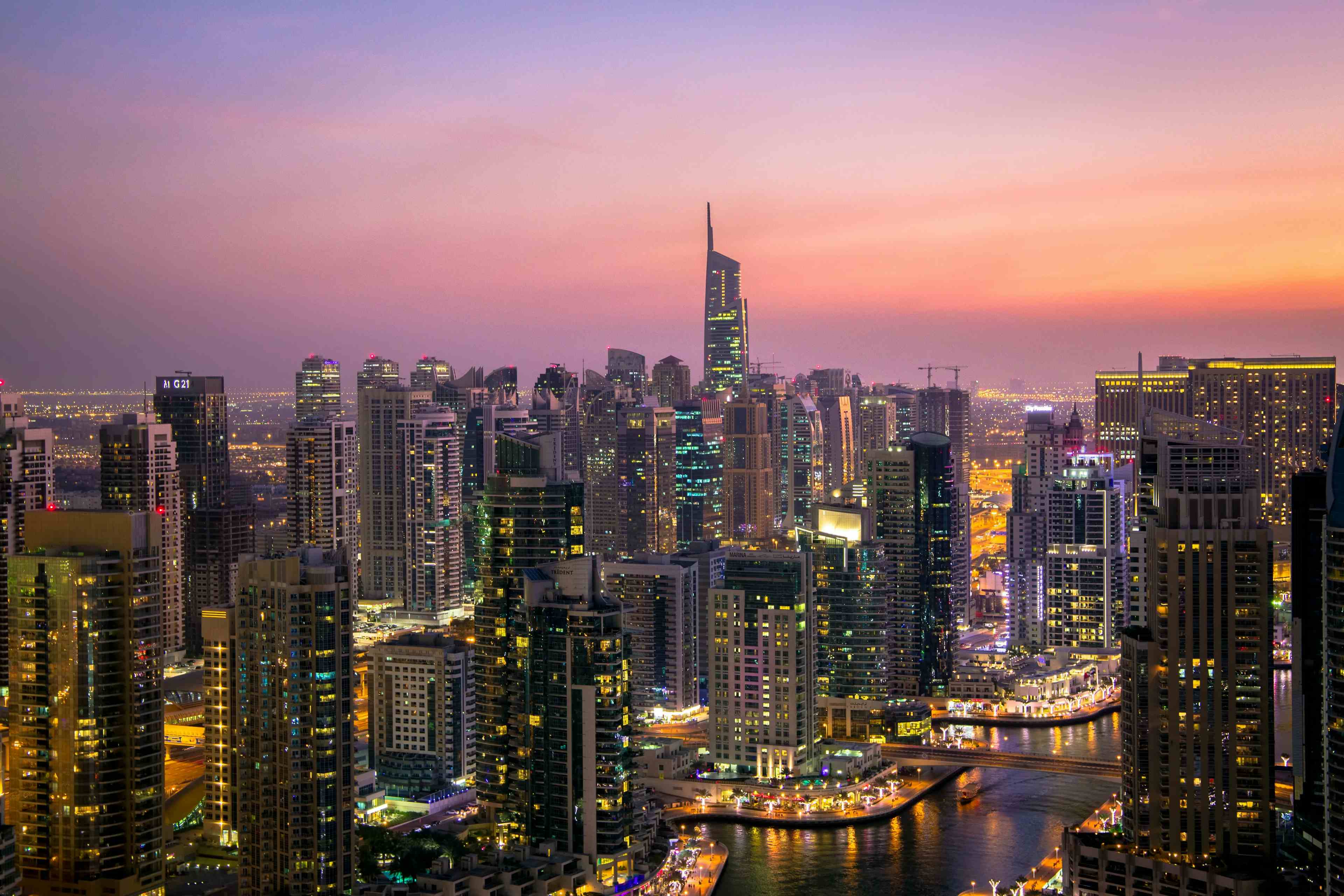 Dubai On A Dime: How To Experience Luxury For Less image
