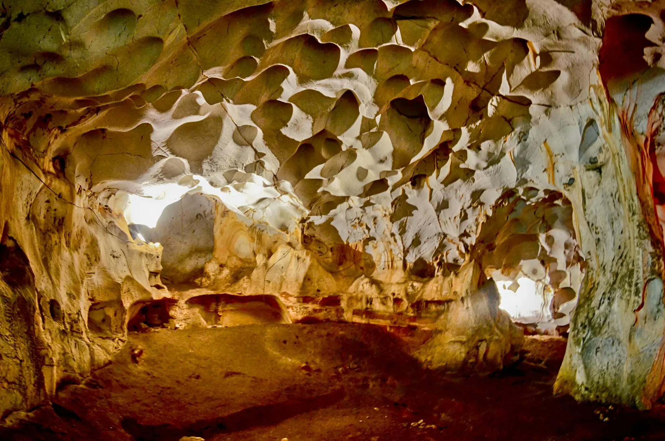 Karain Cave image